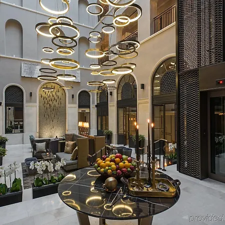 Karakoy 4*